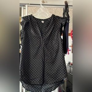 OLD NAVY like new women’s top size M